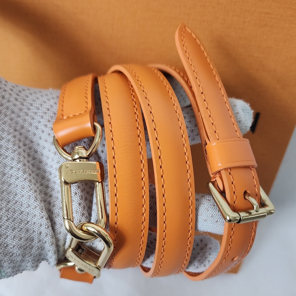Auth Louis Vuitton Epi Orange Leather Strap - Picture 5 of 7